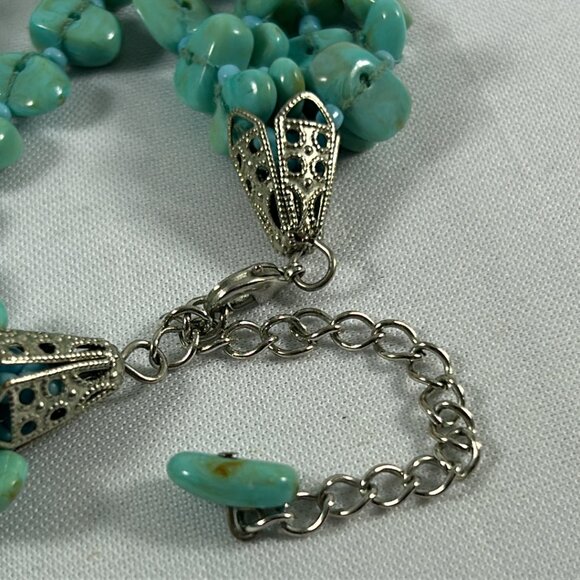 Faux Turquoise 4 Tier Oval Pendant Necklace Chippy Statement Silver Tone 16-19" - Picture 8 of 12